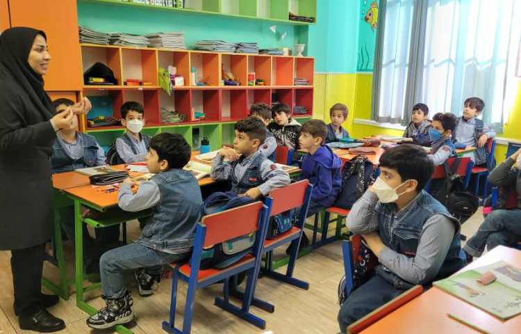 حضور شهرداری جهت آموزش تفکیک زباله 1