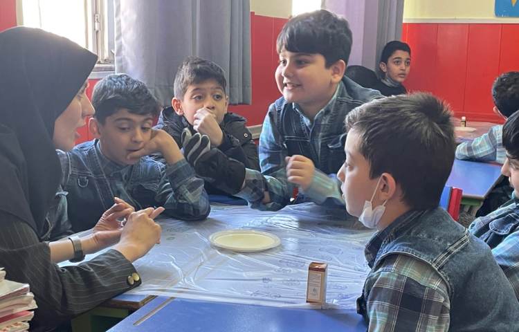 :حضور مدیر، معاون آموزشی و سوپروایز زبان در کلاس های پروژه محور 4