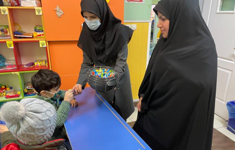 :حضور مدیر و معاون آموزشی در کلاس های اول 1