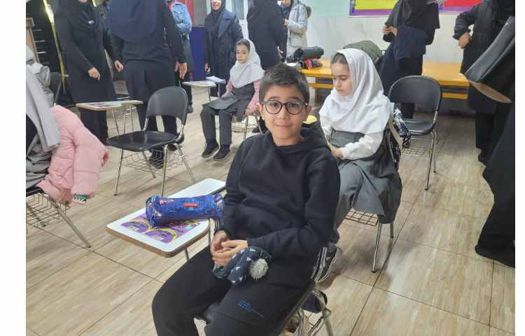 حضور منتخبین مسابقات آقای ریاضی از مدرسه سردار جنگل در مرحله بین شعب علوی 1