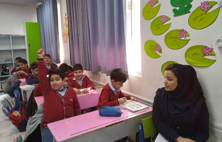 حضور ناظر کیفی از دفتر مرکزی و بازدید از کلاسها 20