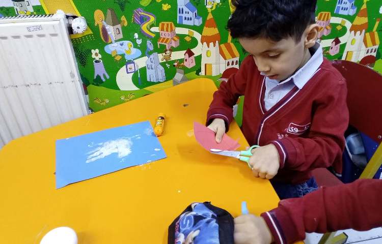 حضور ناظر کیفی از دفتر مرکزی و بازدید از کلاسها 26