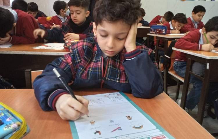 حضور ناظر کیفی از دفتر مرکزی و بازدید از کلاسها 3