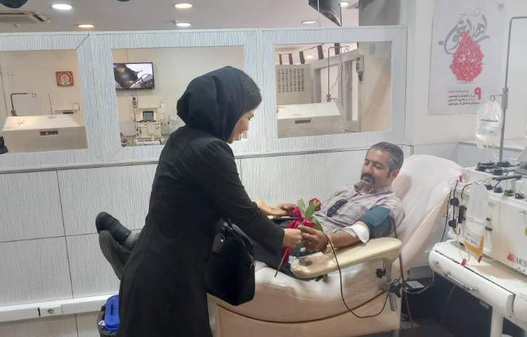 حضور پرسنل در مرکز اهدای خون وصال 3