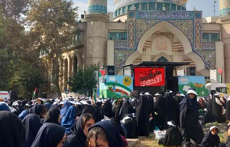 حضور پرسنل و دانش آموزان در میدان فلسطین برای حمایت از کودکان غزه 9