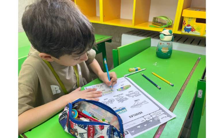 حل کاربرگ tracing و رنگ آمیزی مرتبط با مبحث وسایل نقلیه 8