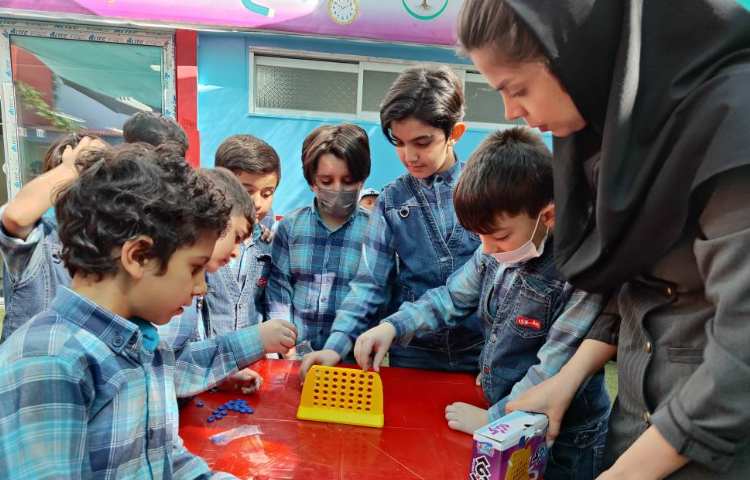 :حیات پایا/حیاط پویا 3