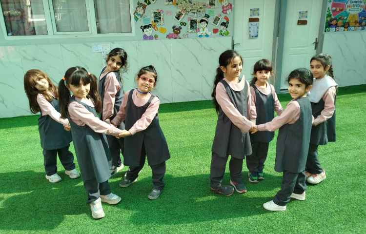 حیات پویا، حیاط پایا 1