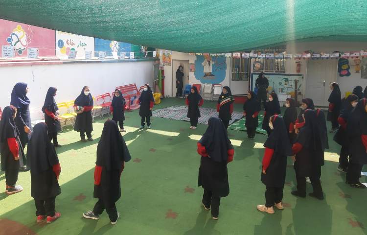 حیاط پویا، حیات پایا 1