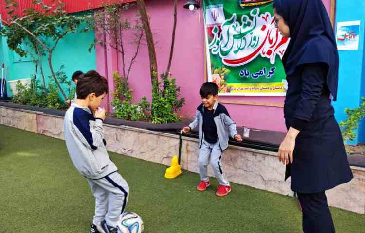 حیاط پویا ،حیات پایا 12