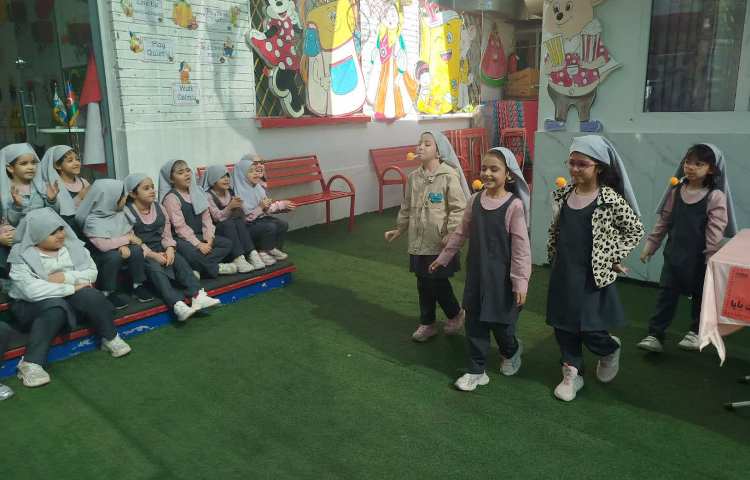 حیاط پویا، حیات پایا 2