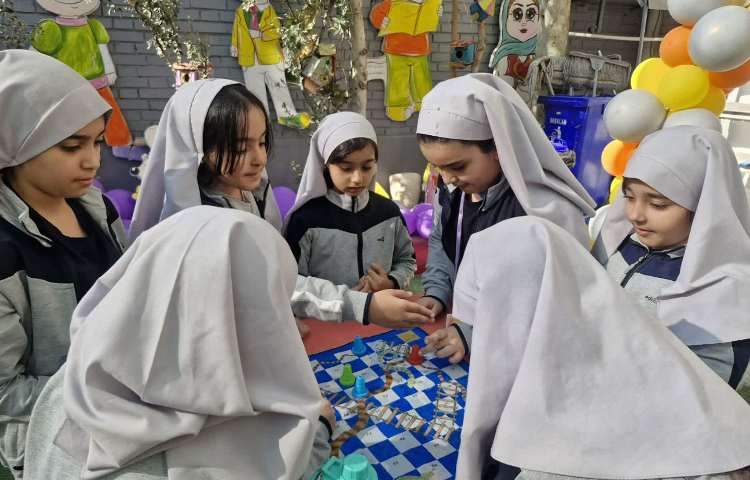 حیاط پویا، حیات پایا 2