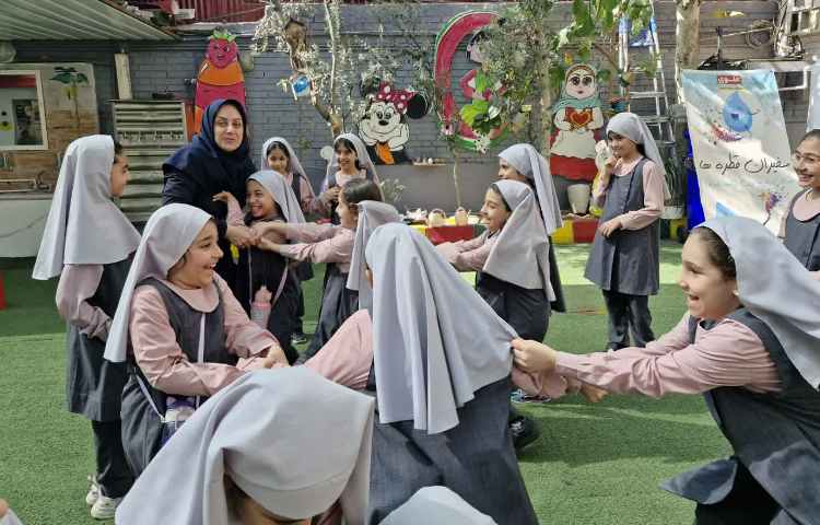 حیاط پویا، حیات پایا 3