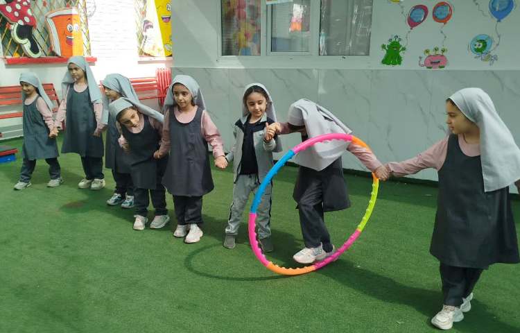 حیاط پویا، حیات پایا 3