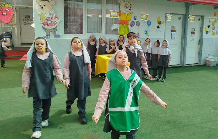 حیاط پویا، حیات پایا 3