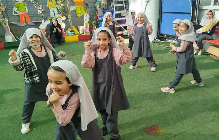 حیاط پویا، حیات پایا 3