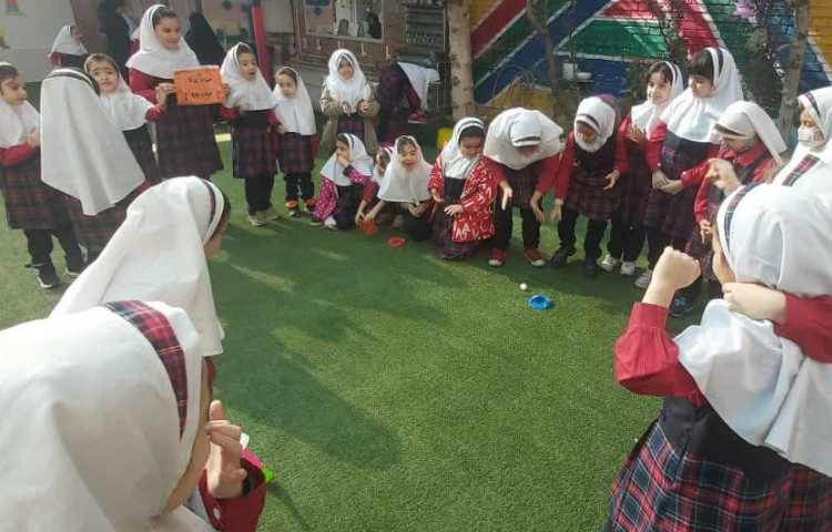 حیاط پویا حیات پایا 4