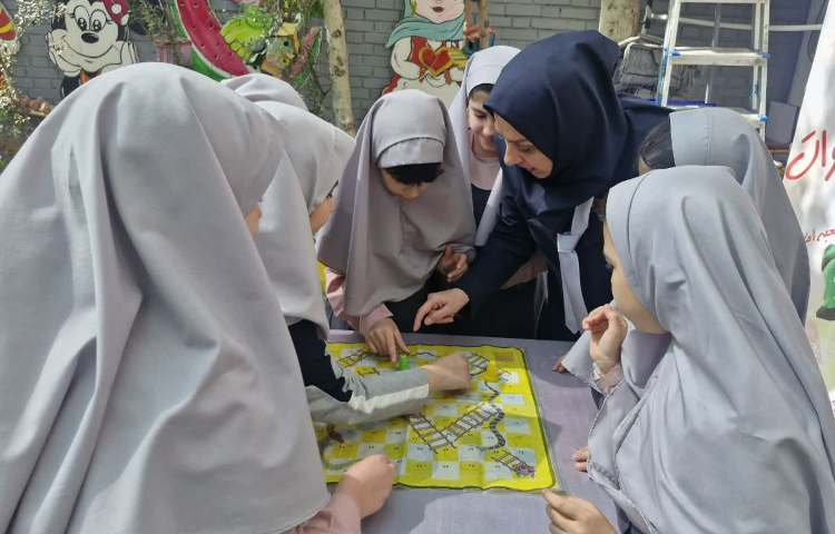 حیاط پویا، حیات پایا 4