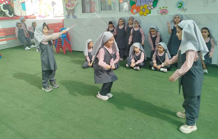 حیاط پویا، حیات پایا 5