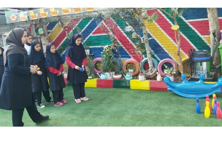 حیاط پویا ، حیات پایا