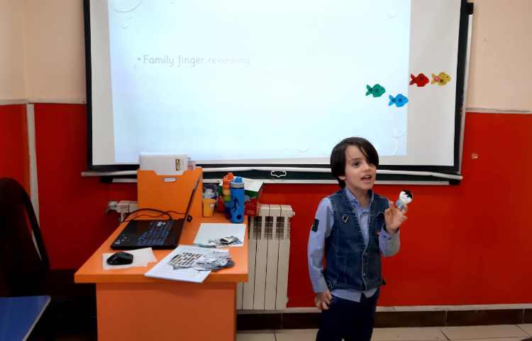 خانواده ی انگشتی 4