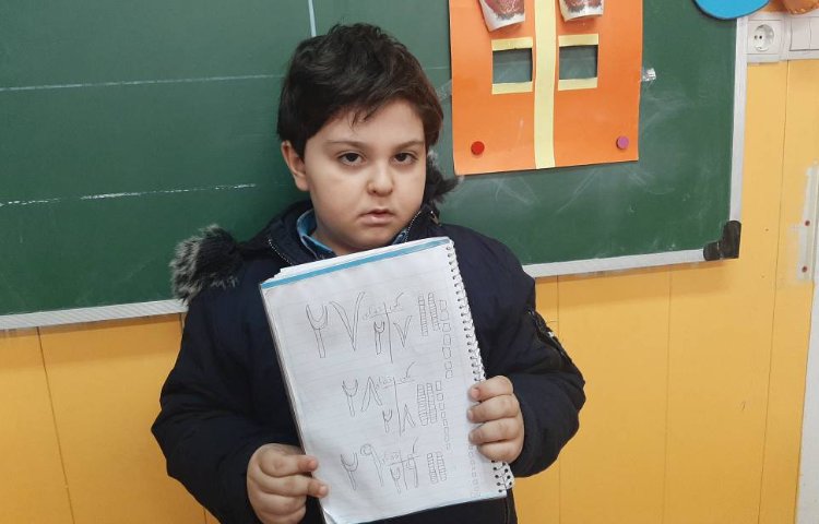 :خانواده ی عدد 20 و 30، کلاس توت فرنگی 1