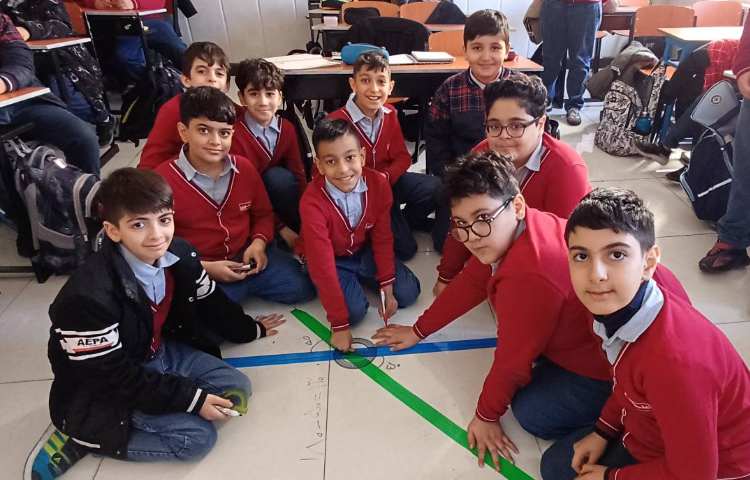 خطوط موازی ریاضی