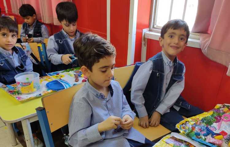 خمیربازی بازی با اشکال هندسی 4