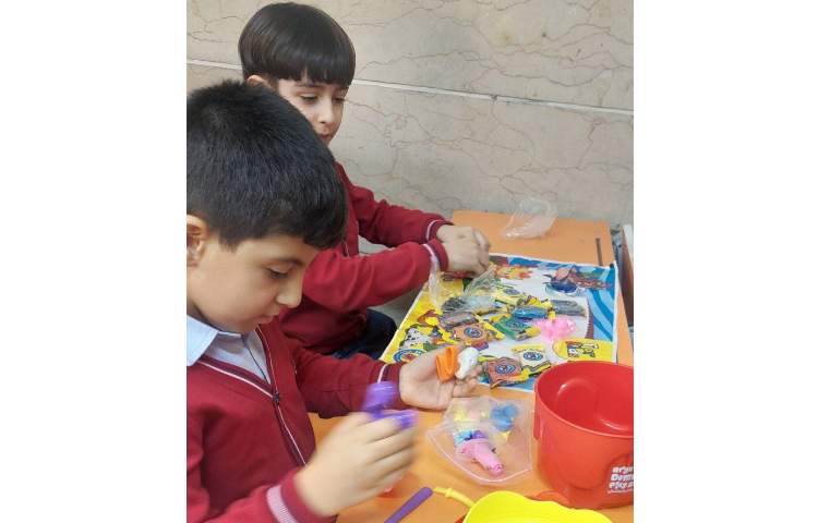 خمیربازی در کلاس 1