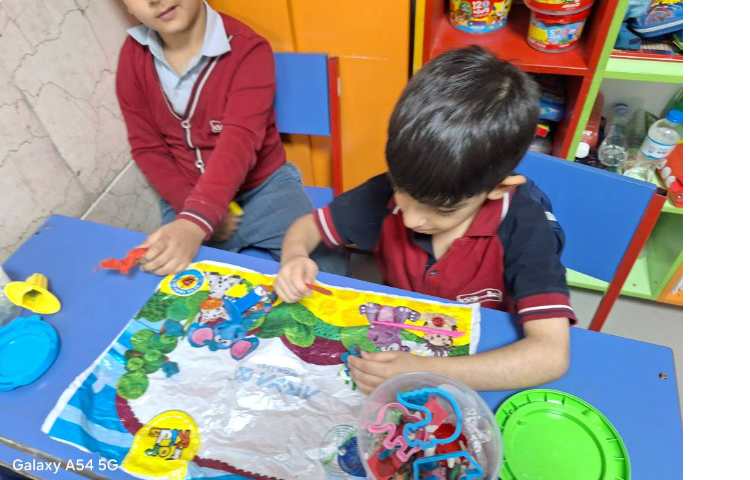 خمیر بازی پایه پیش دبستان 2