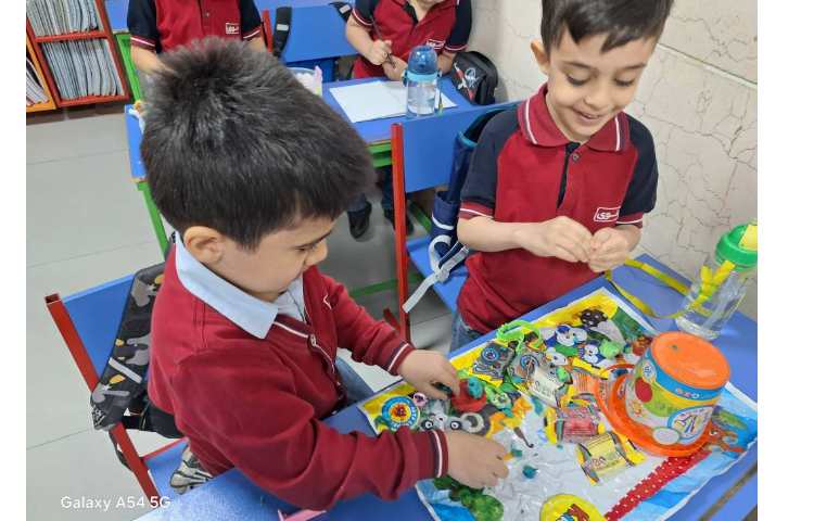 خمیر بازی پایه پیش دبستان