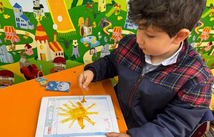 خوانداری:جهت تثبیت یادگیری نشانه (ز) با زردچوبه نقاشی کشیده شد. 2