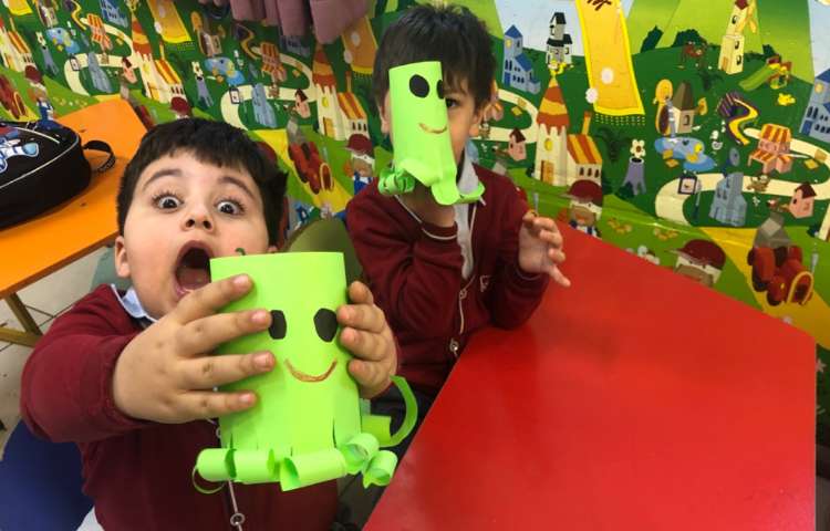 خوانداری:درست کردن هشت‌پا برای تفهیم یادگیری نشانه(ه)