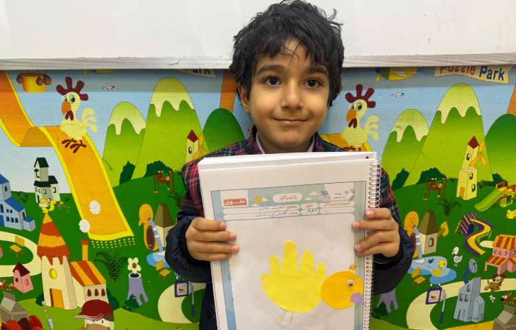 خوانداری: جهت تثبیت یادگیری نشانه (د) کاردستی با دست درست شد. 1