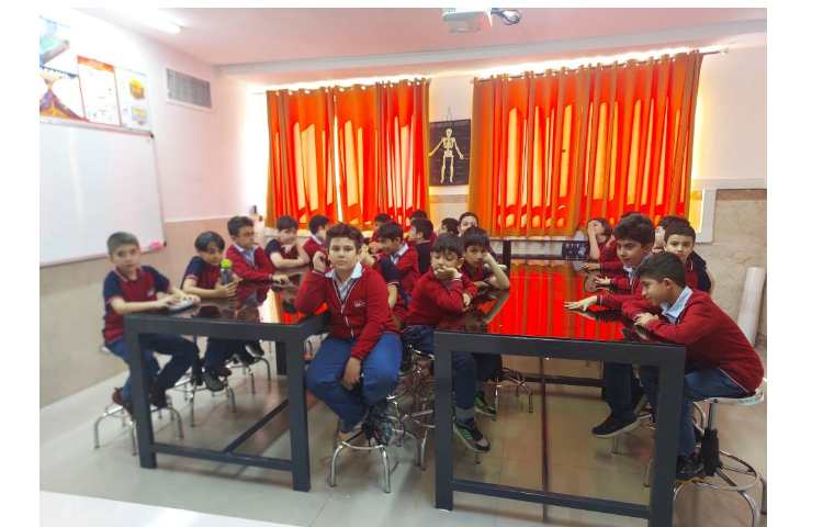 خواندن تحقیق انجام شده علوم در کلاس