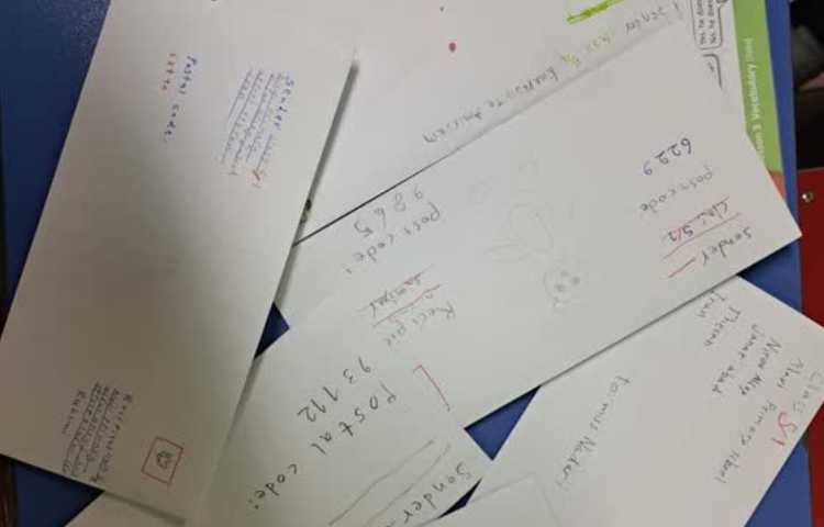 خواندن شعر در کلاس و حدس زدن شغل براساس تعریف ها 4