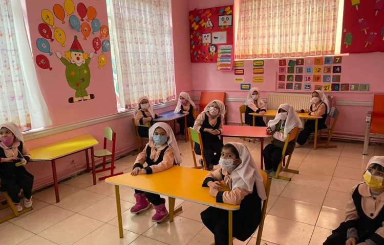 خواندن قرآن به زبان انگلیسی و یاد گیری درس جدید 2