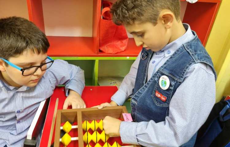 Math خواندن و ساخت اعداد با استفاده از چرتکه 3