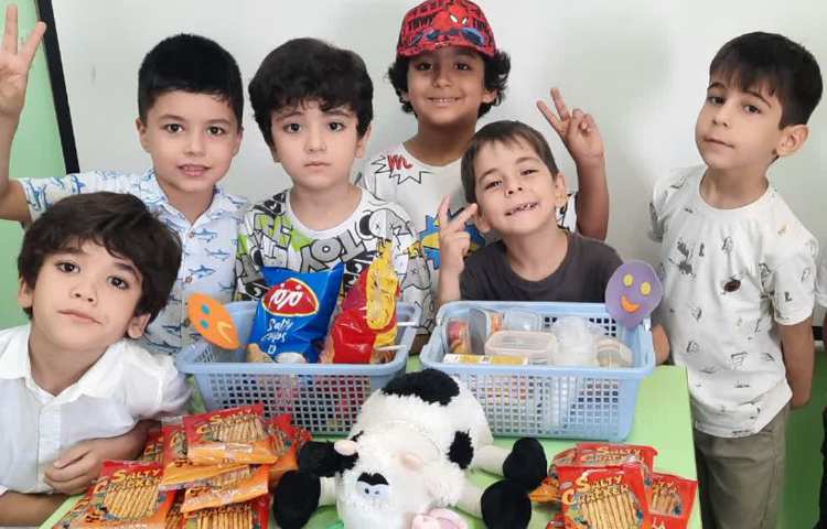 خوراکی سالم و ناسالم و درست کردن بستنی آلاسکای 6