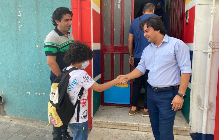 :خوشامدگویی صبحگاهی (آداب معاشرت یا اتیکت) 1