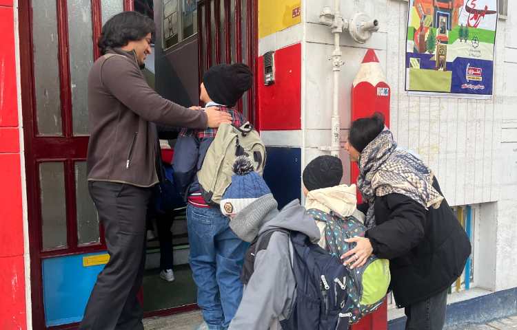 خوشامدگویی صبحگاهی (آداب معاشرت یا اتیکت) 3