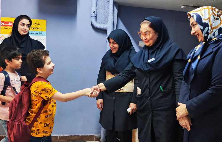 خوشامدگویی صبحگاهی (آداب معاشرت یا اتیکت) 5