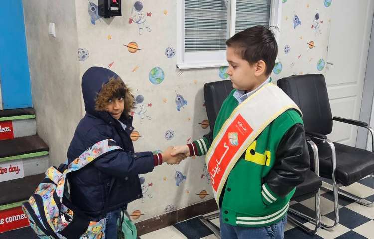 خوشامدگویی و استقبال از دانش آموزان گروه قرمز 1