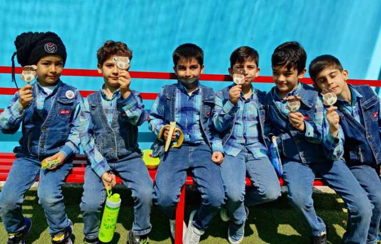 :خوشامدگویی و تبریک شروع دوباره آموزش 4