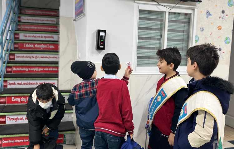 خوشامدگویی و صبحگاه گروه آبی 1