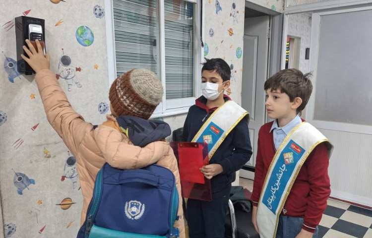 خوشامدگویی و صبحگاه گروه آبی 3