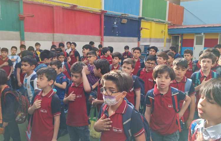 خوشامدگویی و صبحگاه گروه آبی 5