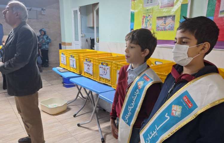 خوشامدگویی و صبحگاه گروه آبی 7