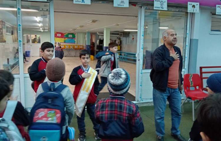 خوشامدگویی و صبحگاه گروه زرد 6