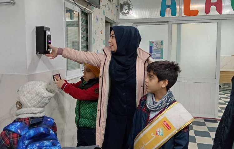 خوشامدگویی و صبحگاه گروه زرد 6